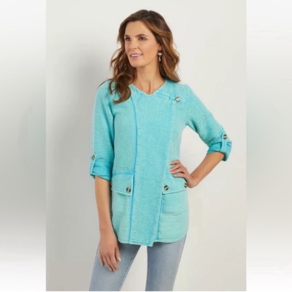 M Soft Surroundings Urban Escape Topper Top Tunic
Meadowbrook Button Pocket - Picture 2 of 11